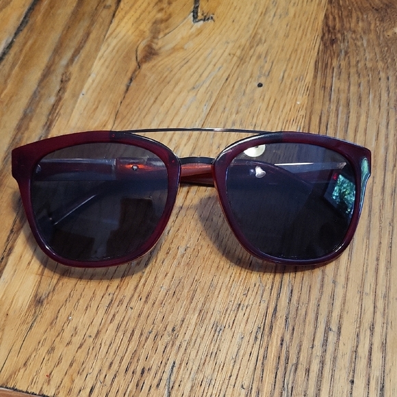 Nicole Miller Burgundy Sunglasses - Picture 6 of 7